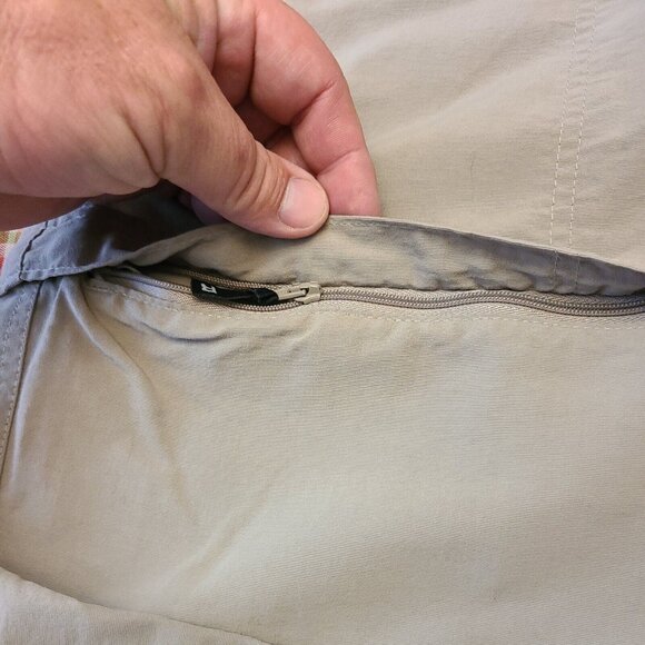 The North Face Khaki Belted Convertible Pants Men Size Large - Picture 6 of 9